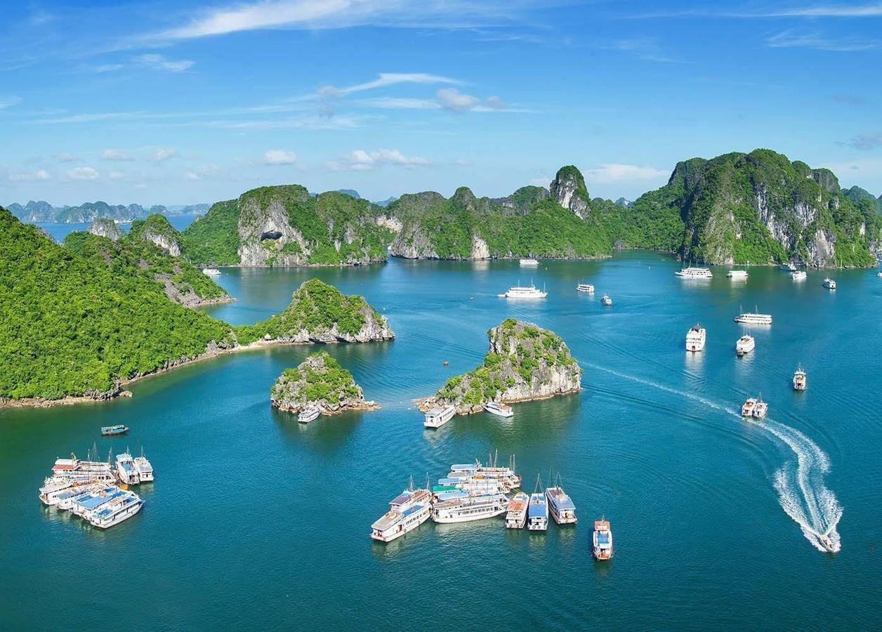 ホテルHoang Gia Minh カットバ島 エクステリア 写真