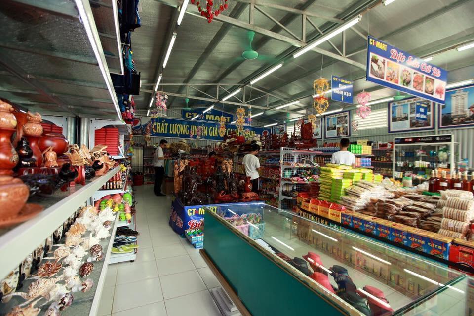 ホテルHoang Gia Minh カットバ島 エクステリア 写真